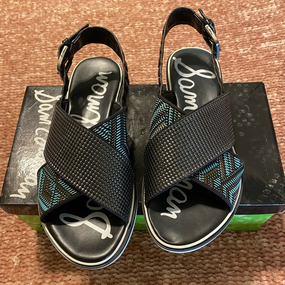Sandal